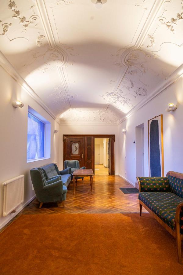 Apartment In Historischer Villa Mit Parkplatz Grünau im Almtal Екстериор снимка